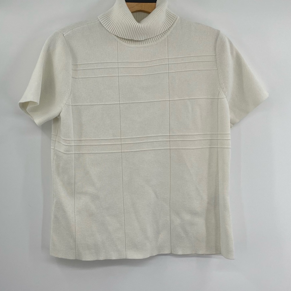 Christopher & Banks Large Short Sleeve Turtle Neck